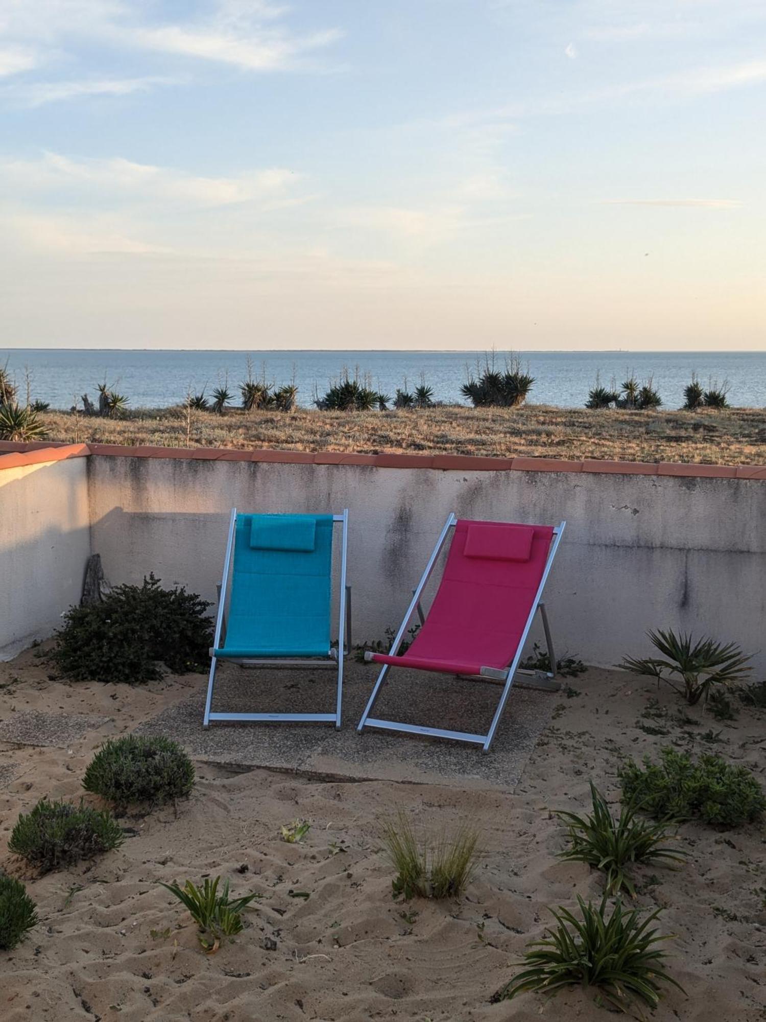 Superbe vue sur l'océan, accès direct à la plage La Tranche-sur-Mer Esterno foto